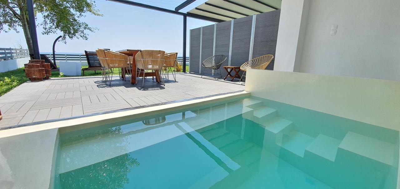 Thea Suites Nea Kallikrateia Bagian luar foto