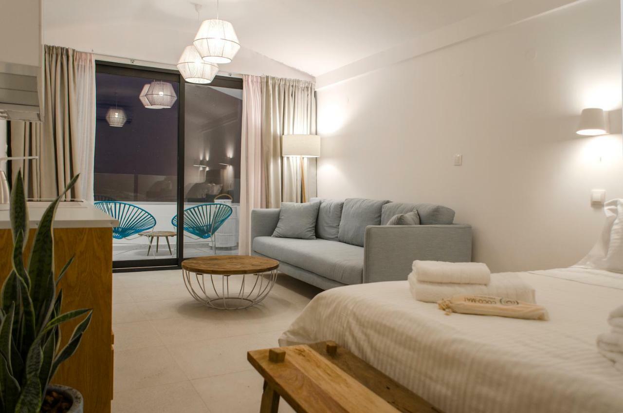 Thea Suites Nea Kallikrateia Bagian luar foto