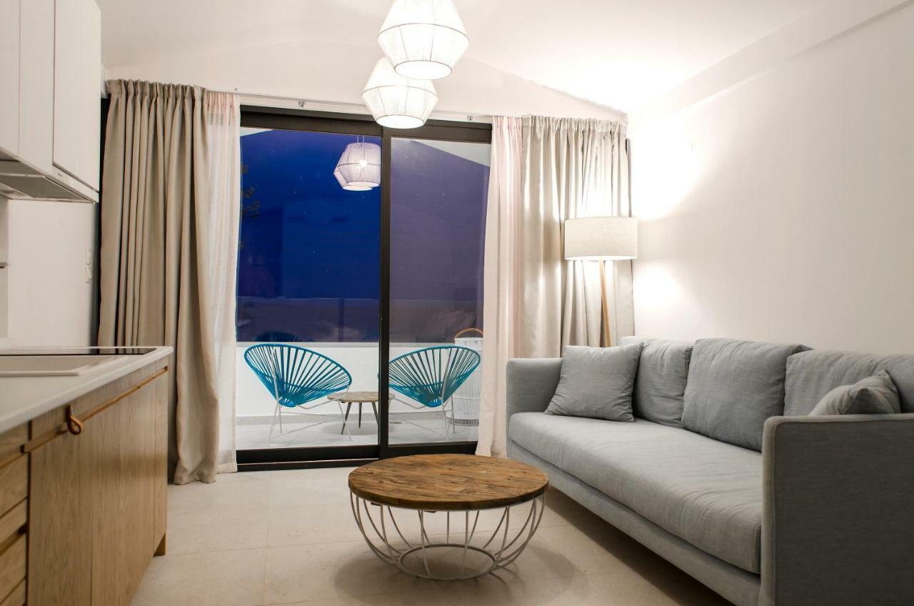 Thea Suites Nea Kallikrateia Bagian luar foto