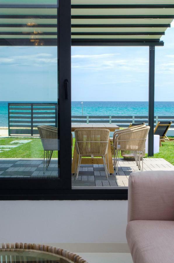 Thea Suites Nea Kallikrateia Bagian luar foto