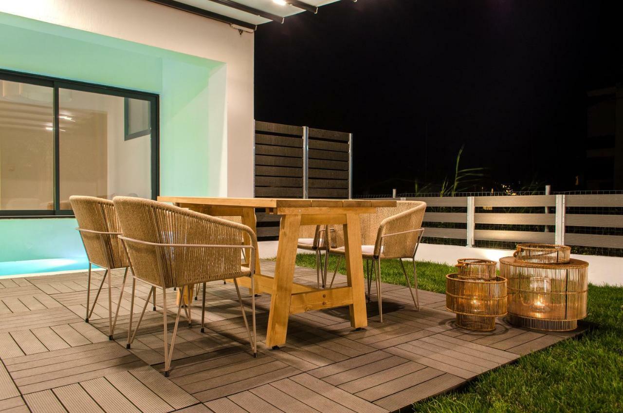 Thea Suites Nea Kallikrateia Bagian luar foto