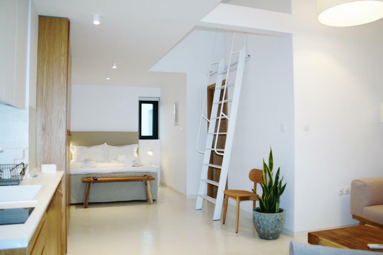 Thea Suites Nea Kallikrateia Bagian luar foto